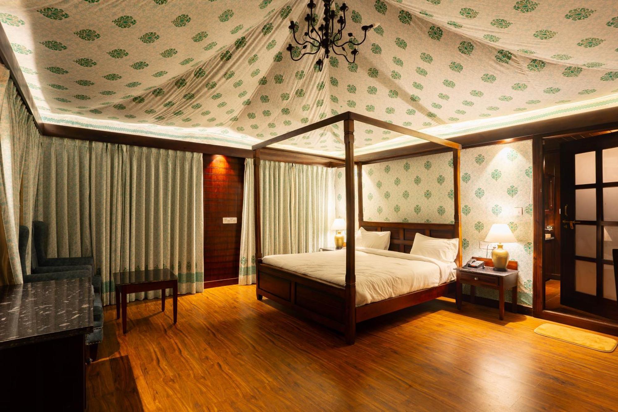 La Nature Hotels & Resorts Sikar Exterior photo