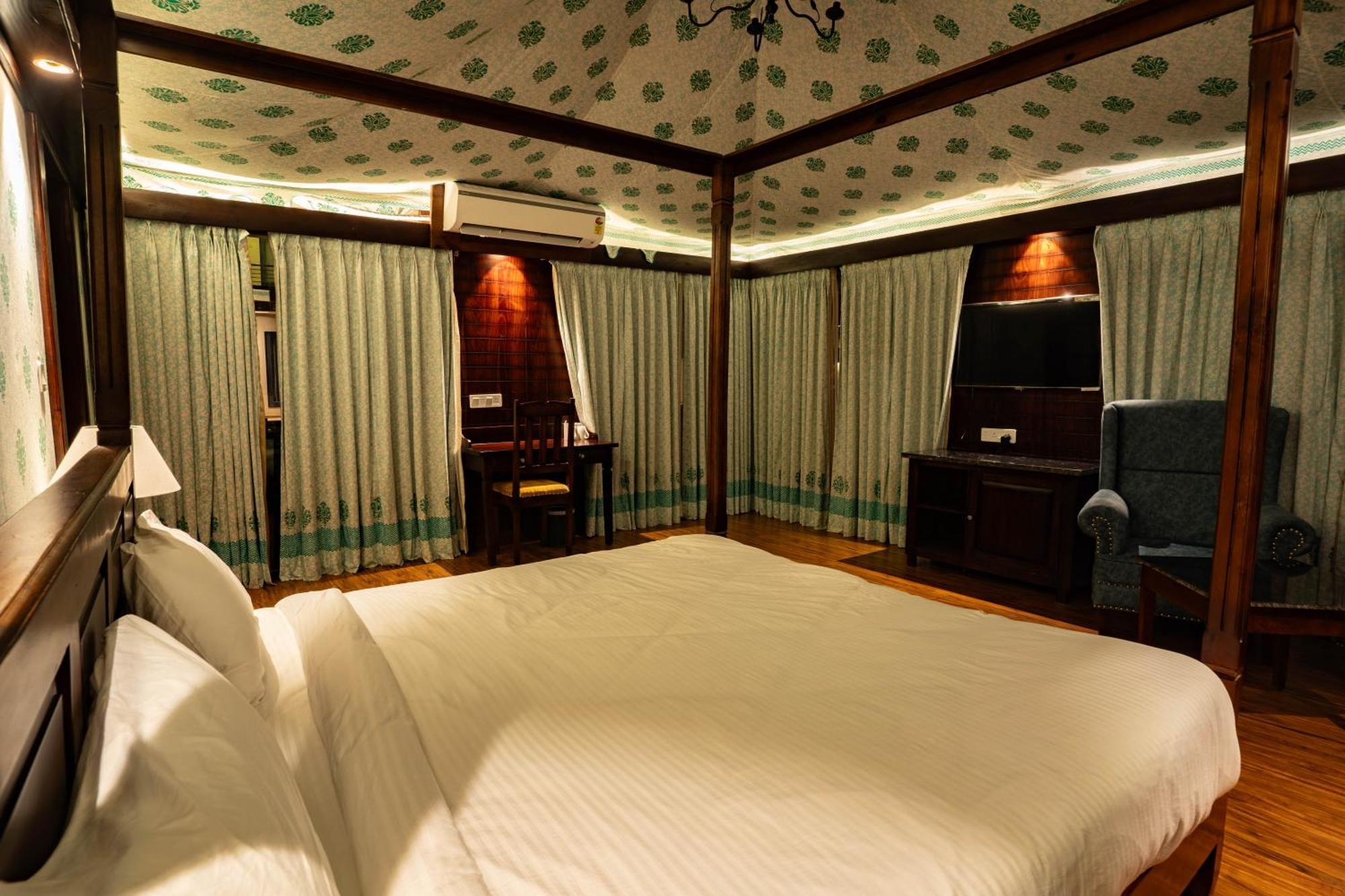 La Nature Hotels & Resorts Sikar Exterior photo
